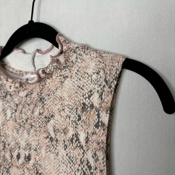 CANDIE’S / pink white black snakeskin printed high neck sleeveless tank / L - Picture 3 of 7